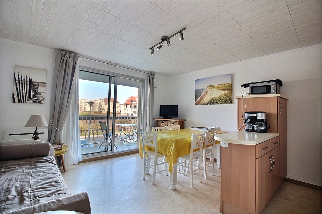 /picture/helios/116215201/BRITANNIA IV R1/0_2025-12-28CET00h00-14.jpg